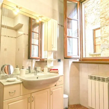 Tuscan Hills Elegante E Moderno Apartament *